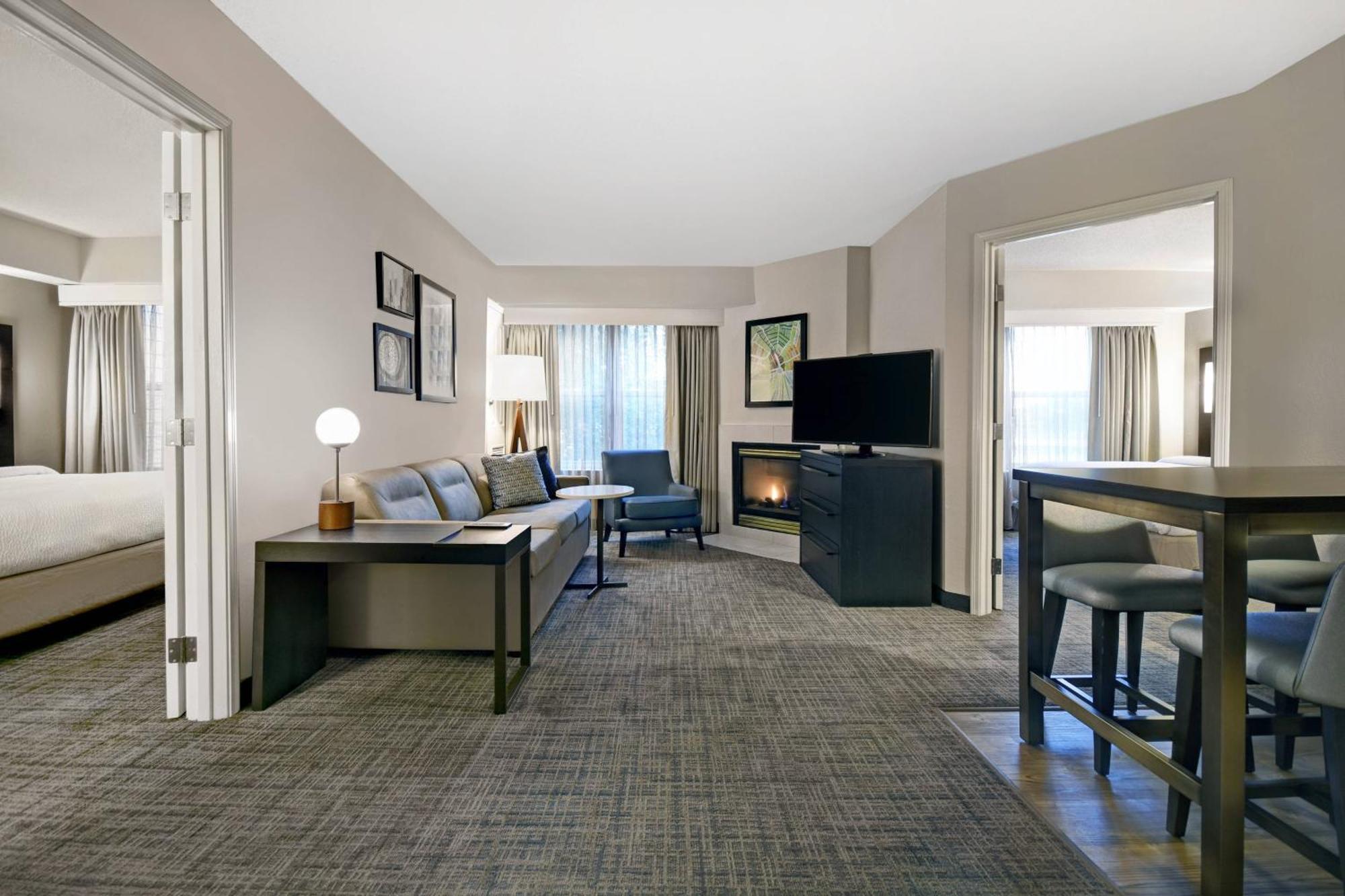Airport Hotel